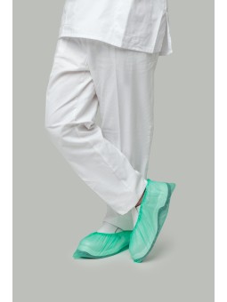 Cubre zapatos desechable verde CPE | KiotechProtección