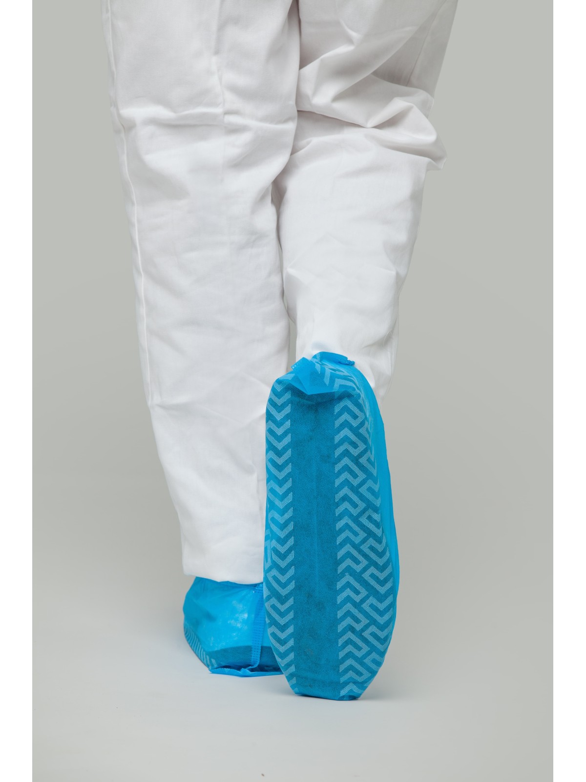 Cubre zapatos antideslizante azul PP | KiotechProtección